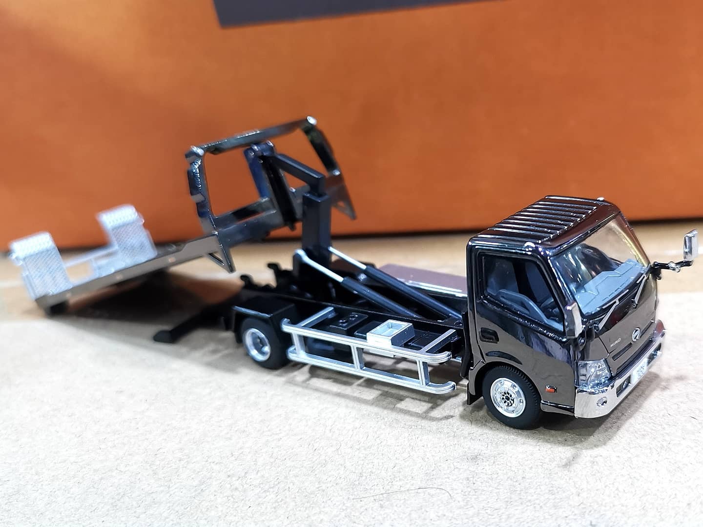 GCD #71 Hino 300 Flatbed Tow Truck 1:64 Scale exclusive color (chrome)