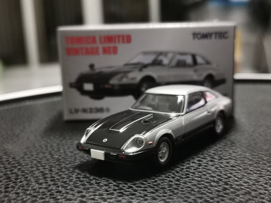 Tomica Limited Vintage Neo LV-N236a Nissan FairladyZ-T Turbo 2by2 (Silver/Black) Takara Tomy