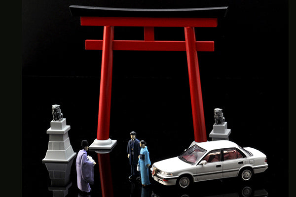 Tomica Limited Vintage Neo Diocolle 64 #Car Snap 03a First Shrine Visit of
New Year Takara Tomy