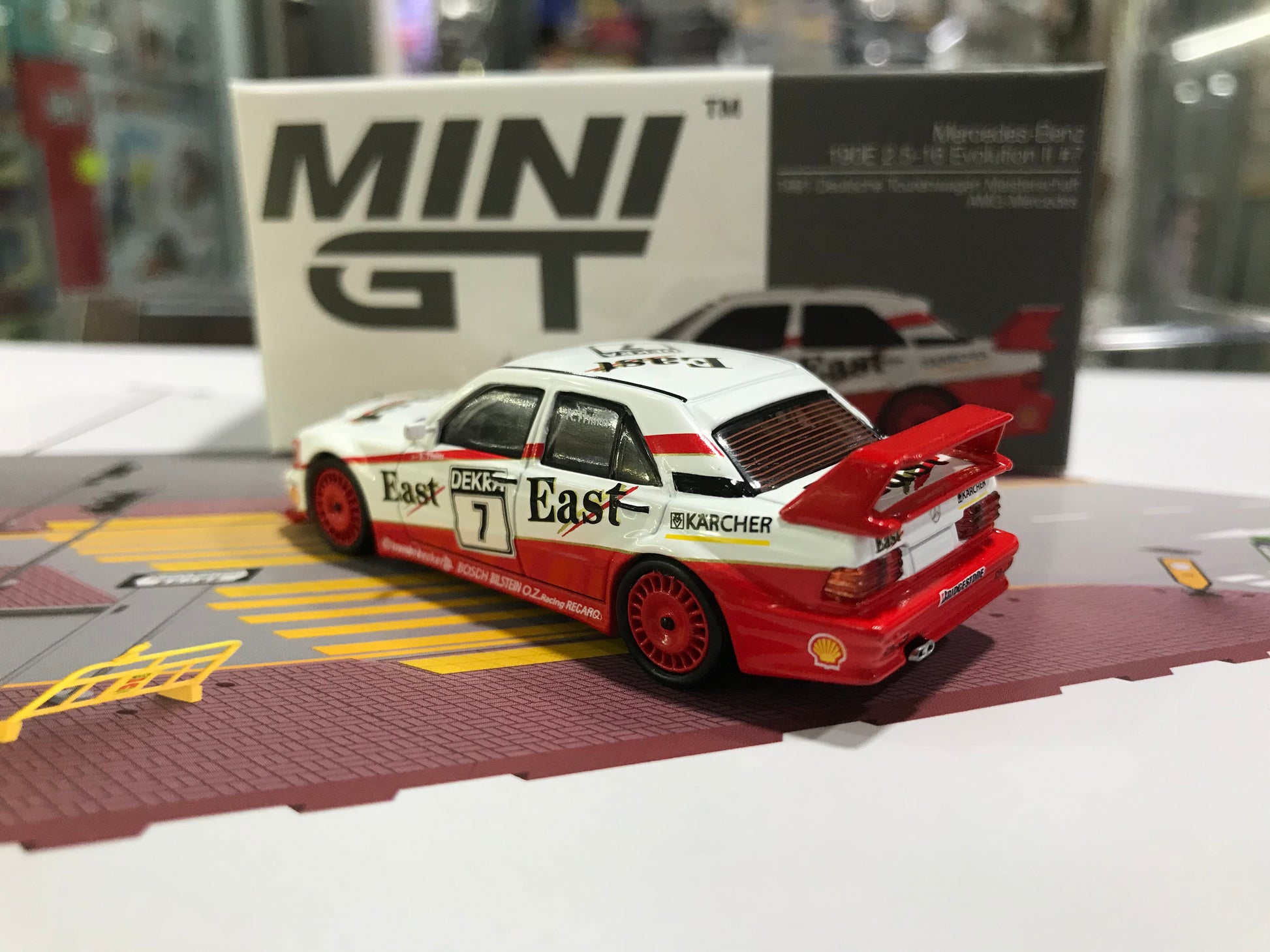 MINI GT 1:64 Mercedes-Benz 190E 2.5-16 Evolution II #7 Mini GT