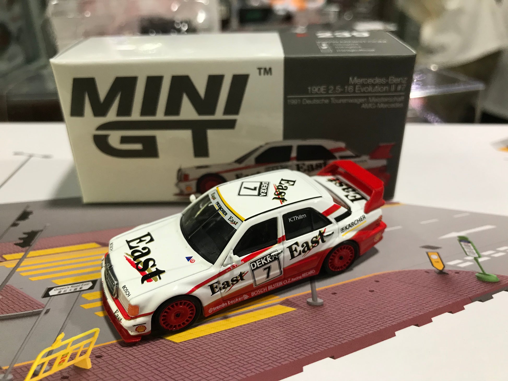MINI GT 1:64 Mercedes-Benz 190E 2.5-16 Evolution II #7 Mini GT